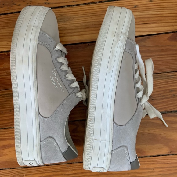 Gray Calvin Klein platform sneakers - Picture 4 of 5